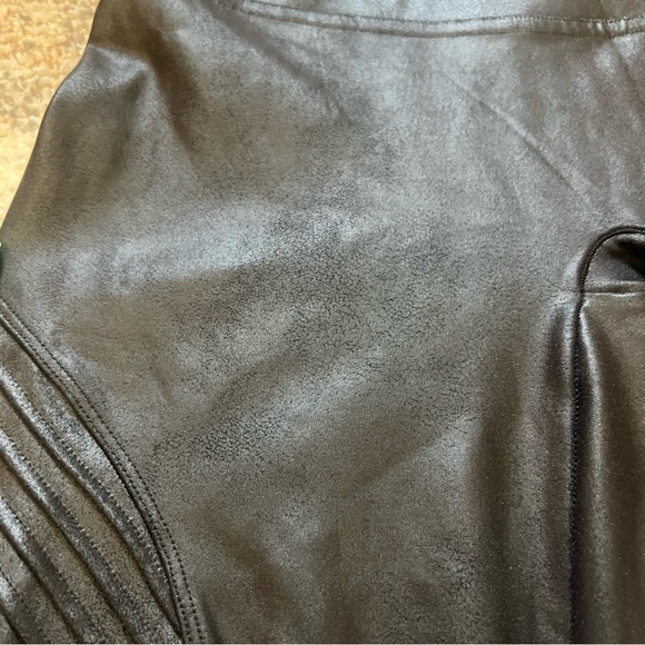 SPANX Moto Faux Leather Leggings Shaping Pants Black Women’s X-Large - Picture 8 of 13